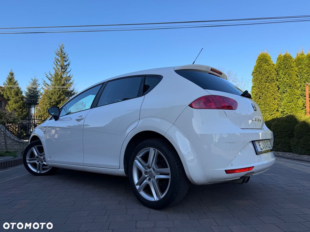 Seat Leon 2.0 TDI DPF Style Copa - 11