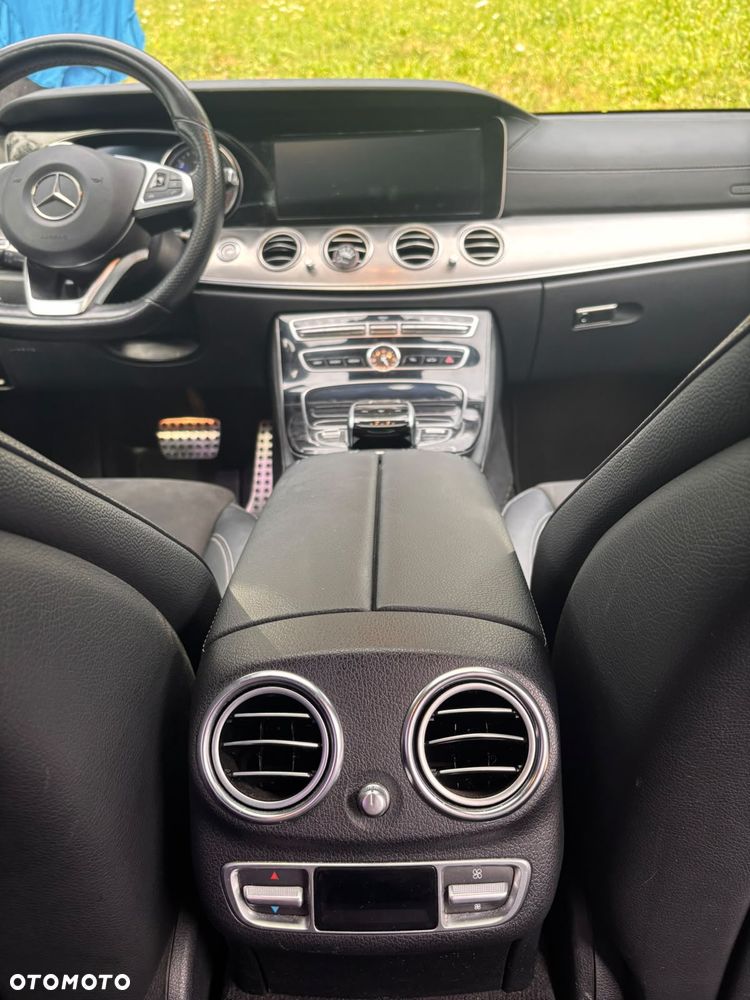 Mercedes-Benz Klasa E - 10