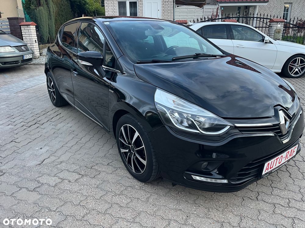 Renault Clio - 18