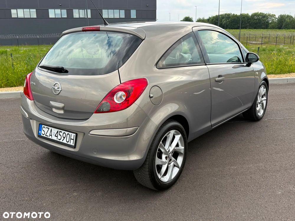 Opel Corsa 1.4 16V Enjoy - 17
