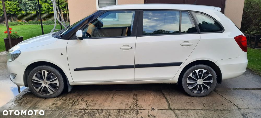 Skoda Fabia 1.6 TDI DPF Ambition - 2