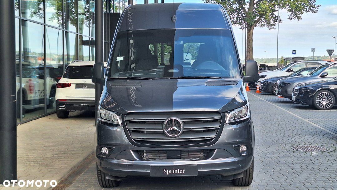 Mercedes-Benz Sprinter - 19