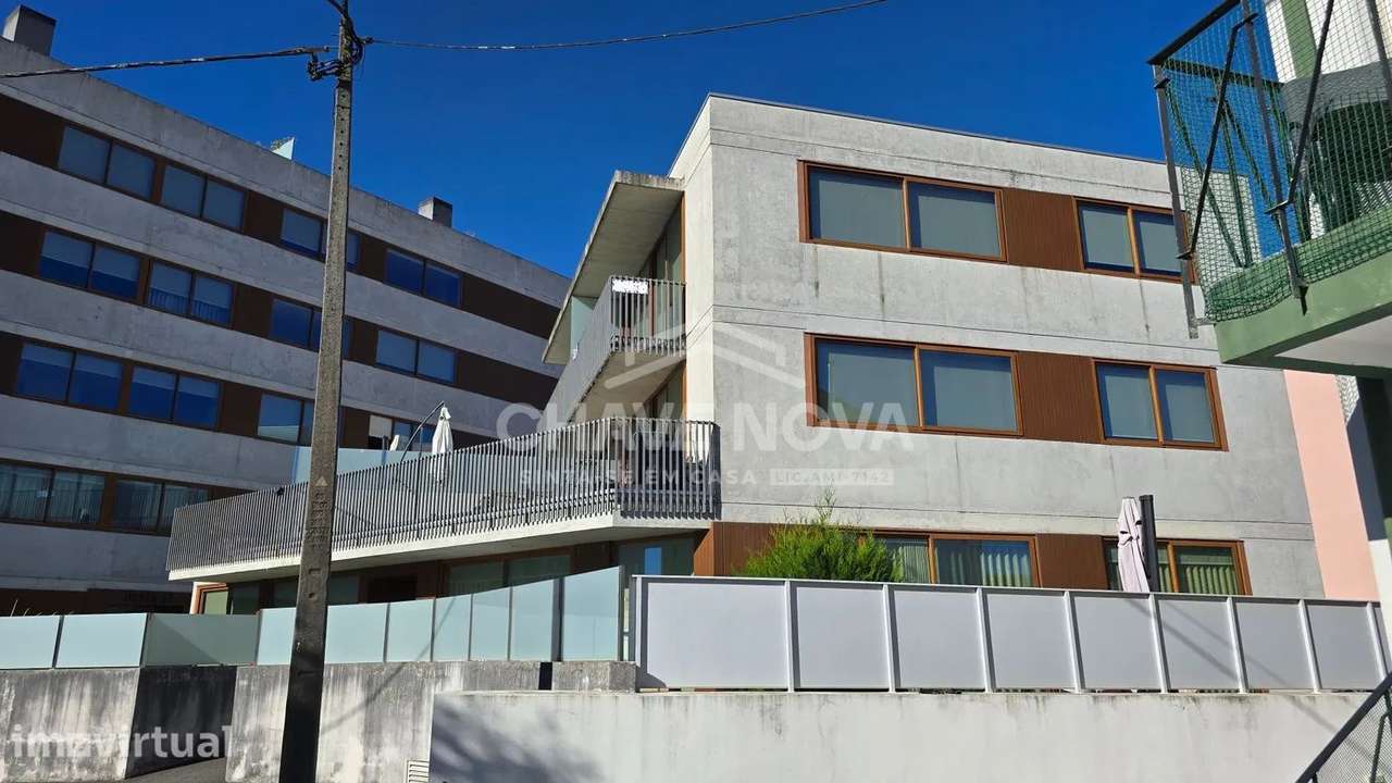 T1 Recente com Varanda e Garagem | Barranha – Senhora da Hora - Grande imagem: 3/17