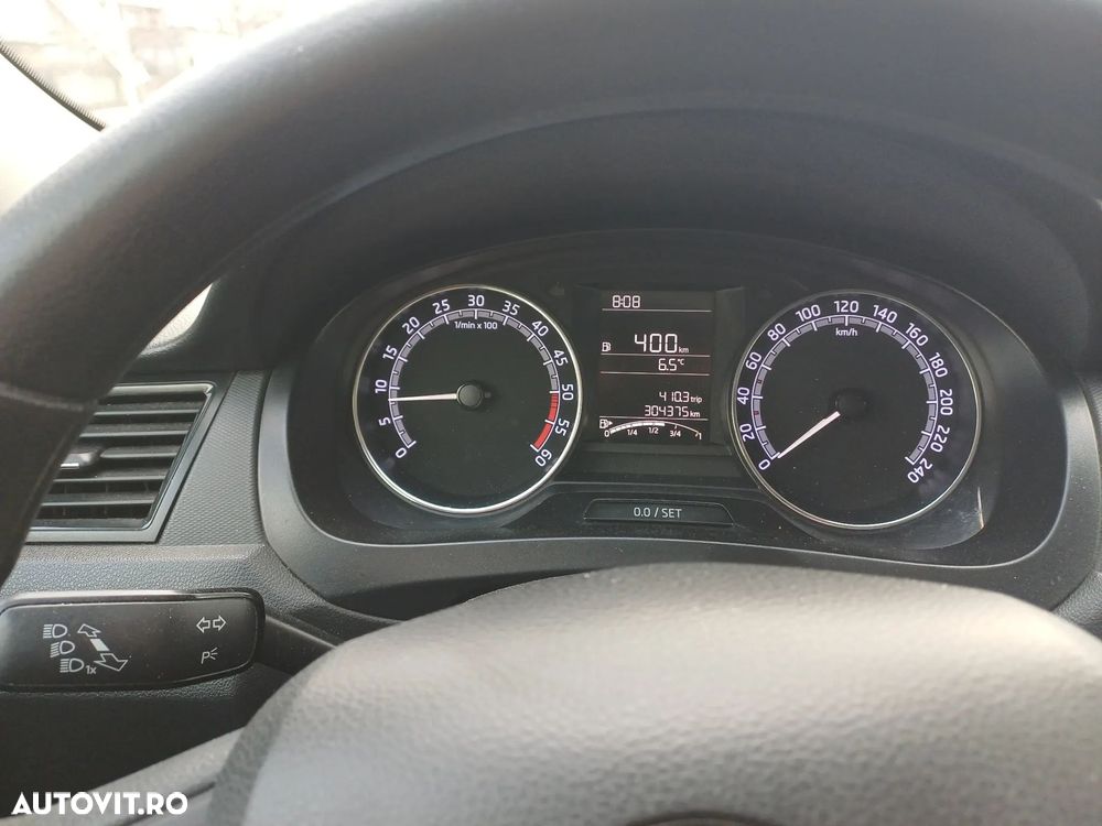 Skoda RAPID 1.6 TDI Ambition - 5