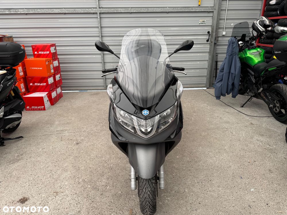 Piaggio X10 - 2