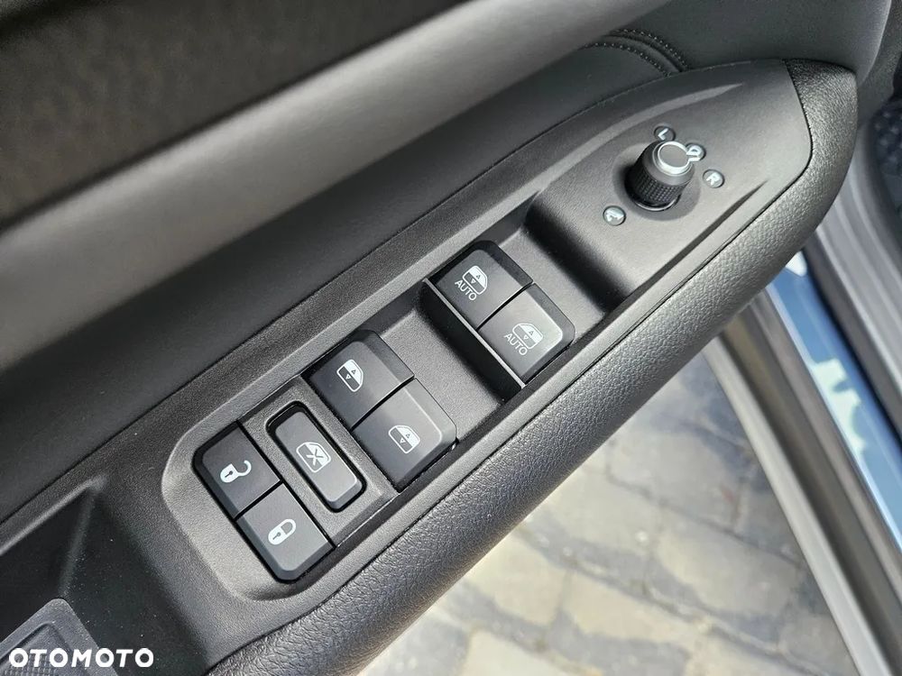 Jeep Compass 1.5 T4 mHEV Limited FWD S&S DCT - 32