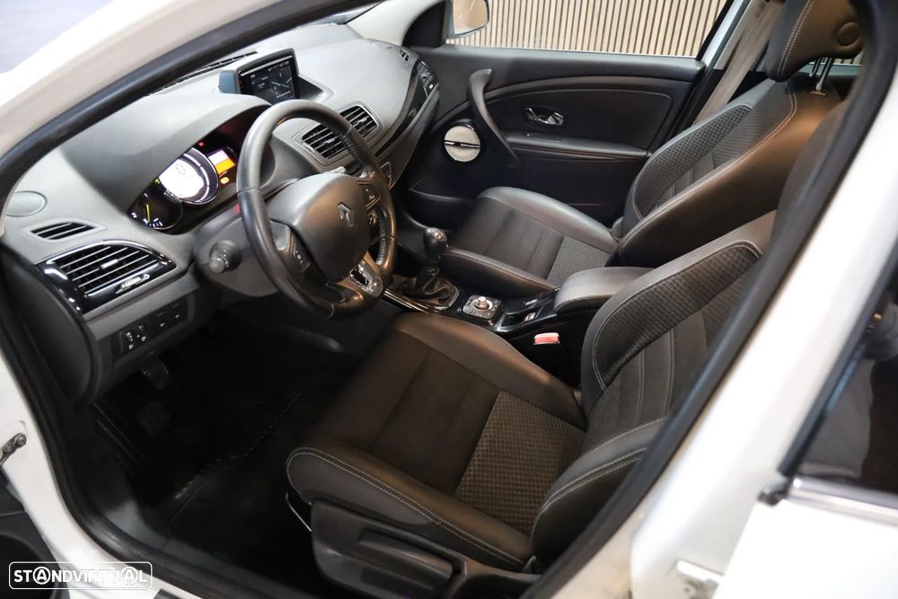 Renault Mégane Sport Tourer ENERGY dCi 130 BOSE EDITION - 5