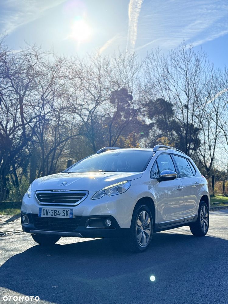 Peugeot 2008 1.2 Pure Tech Allure S&S - 1