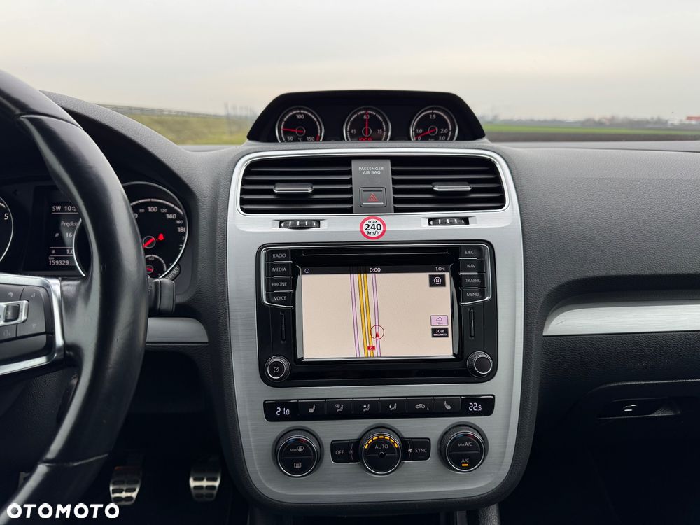 Volkswagen Scirocco 1.4 TSI BlueMotion Technology Club - 30