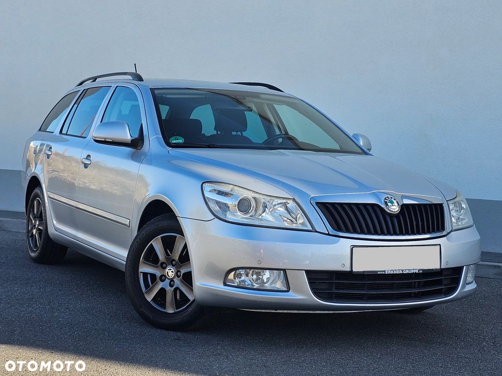 Skoda Octavia 2011 photo 4