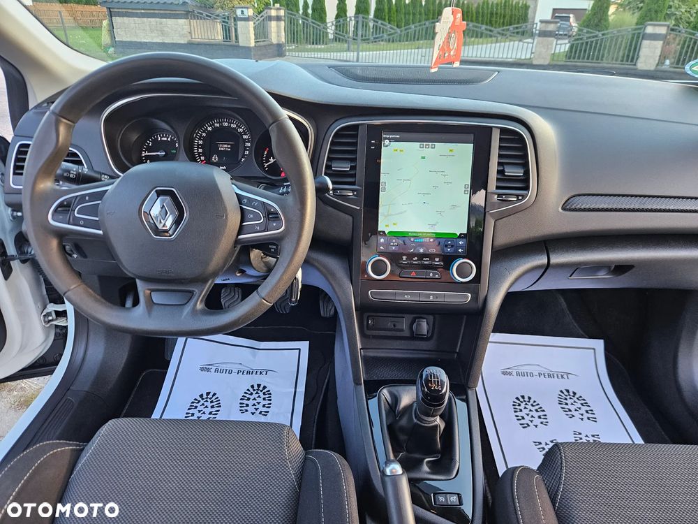 Renault Megane ENERGY TCe 100 LIMITED - 18