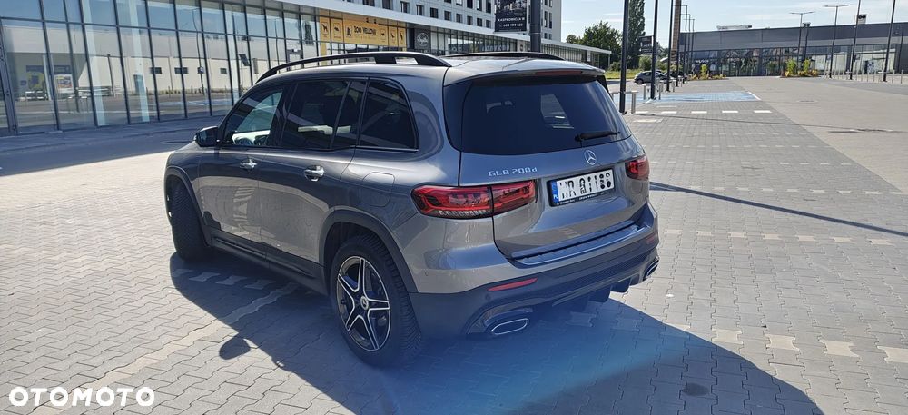 Mercedes-Benz GLB 200 d 4-Matic AMG Line 8G-DCT - 8