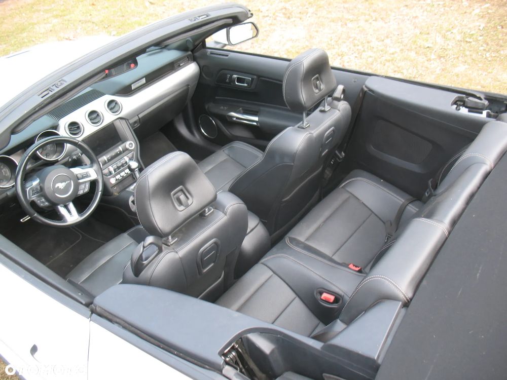 Ford Mustang 2.3 EcoBoost - 9