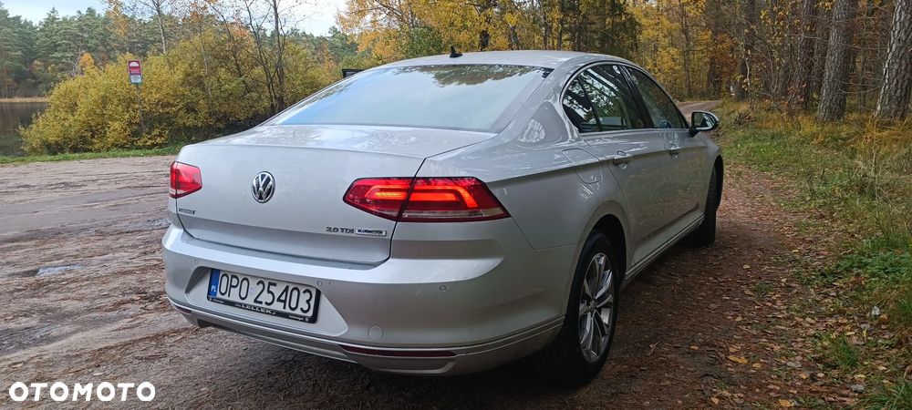 Volkswagen Passat - 6
