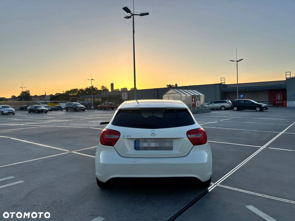 Mercedes-Benz Klasa A 180 7G-DCT Activity Edition - 6