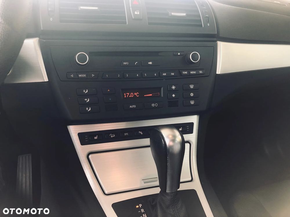 BMW X3 xDrive25i - 7