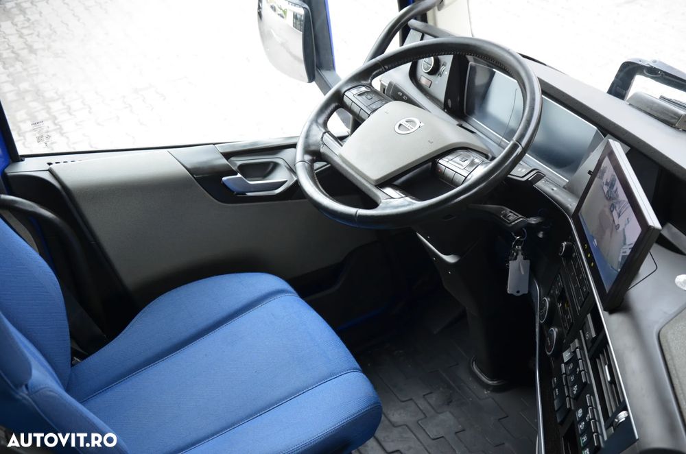Volvo FH 5 XL NEW / 6X2/4 PUSHER / 2022r. / I-SAVE / KLIMA P. / FULL LED / FULL AIR / ACC / NAVI / KAMERA / DE / 5937 - 26