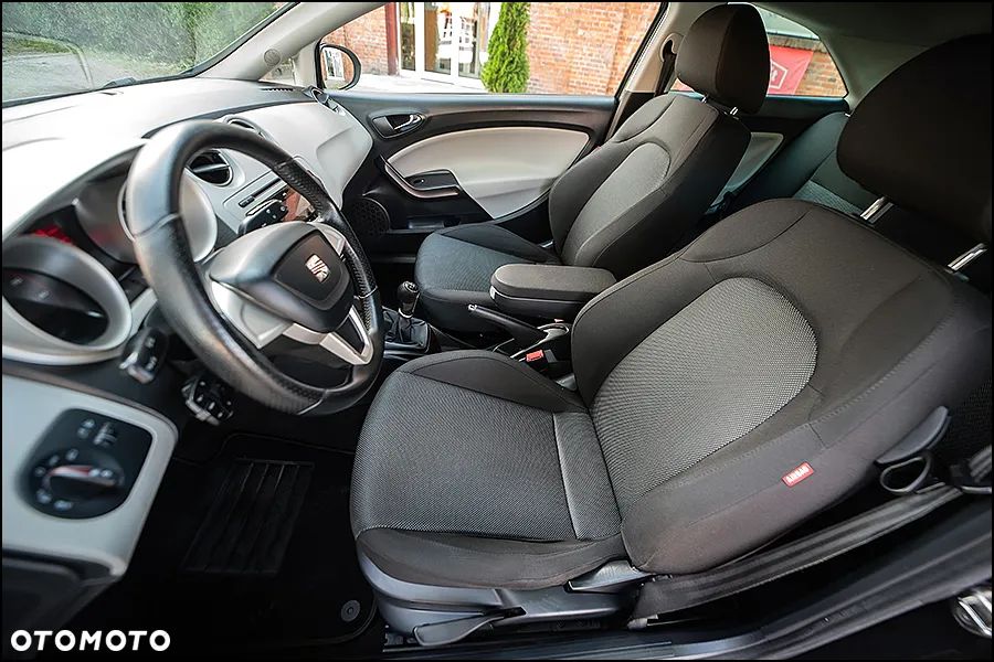 Seat Ibiza SC 1.4 16V Sport - 30