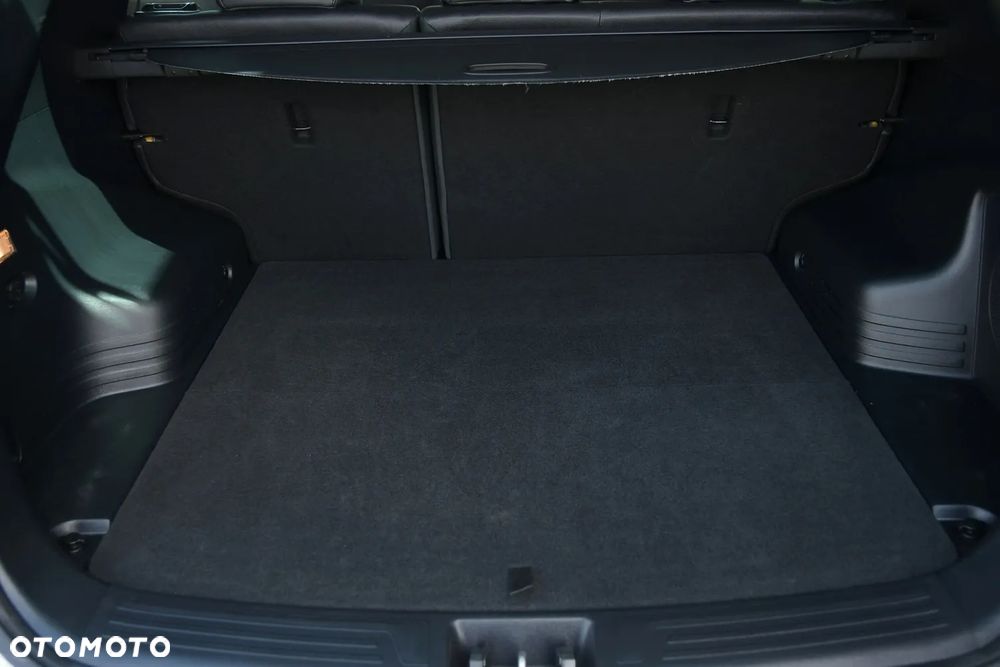 Hyundai ix35 1.6 2WD Fifa World Cup Edition - 26