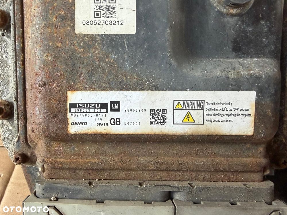 Komputer sterownik silnika Opel Zafira B 1.7 98053909 GB PIN - 2