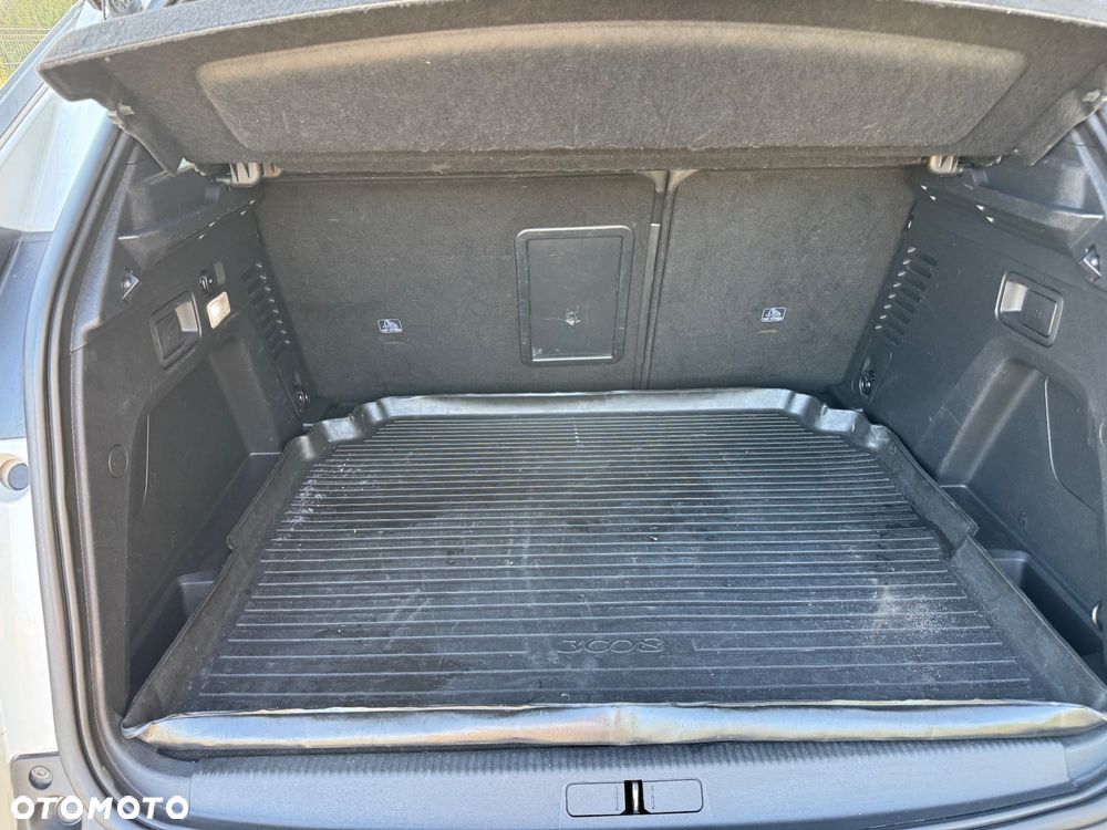 Peugeot 3008 BlueHDi 180 Stop & Start EAT6 GT - 28