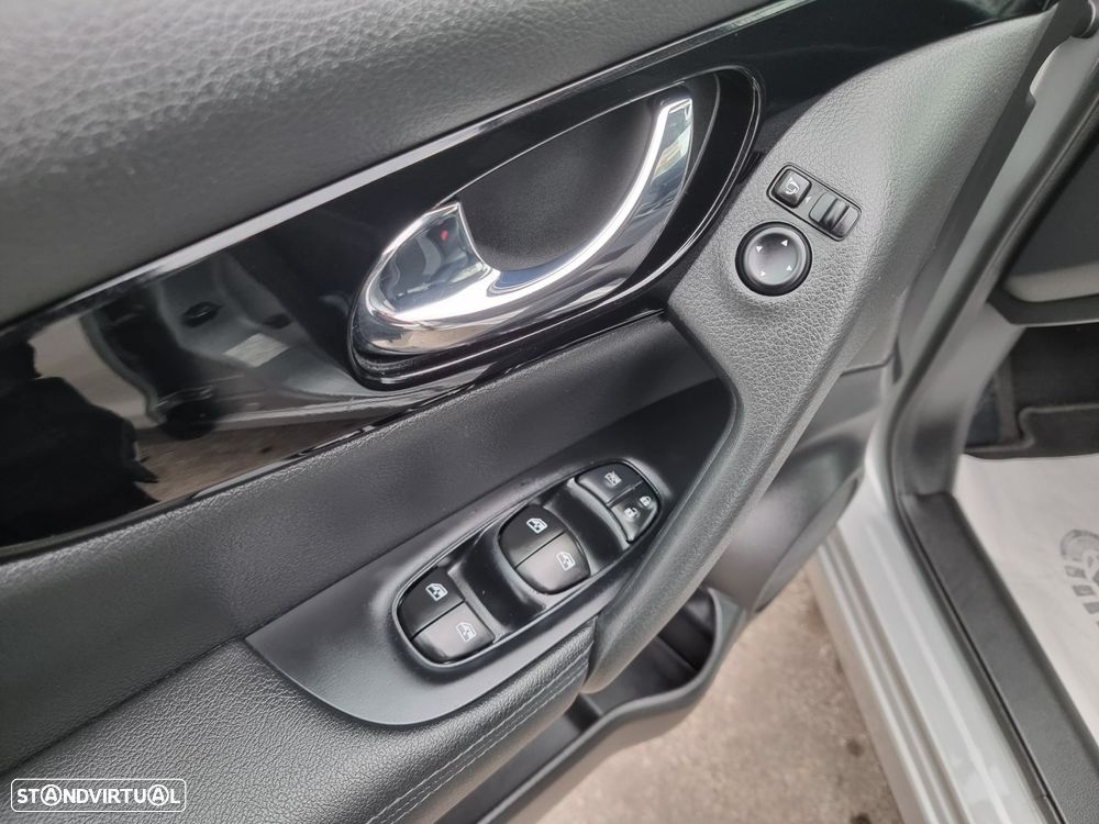 Nissan Qashqai 1.5 dCi Acenta - 13