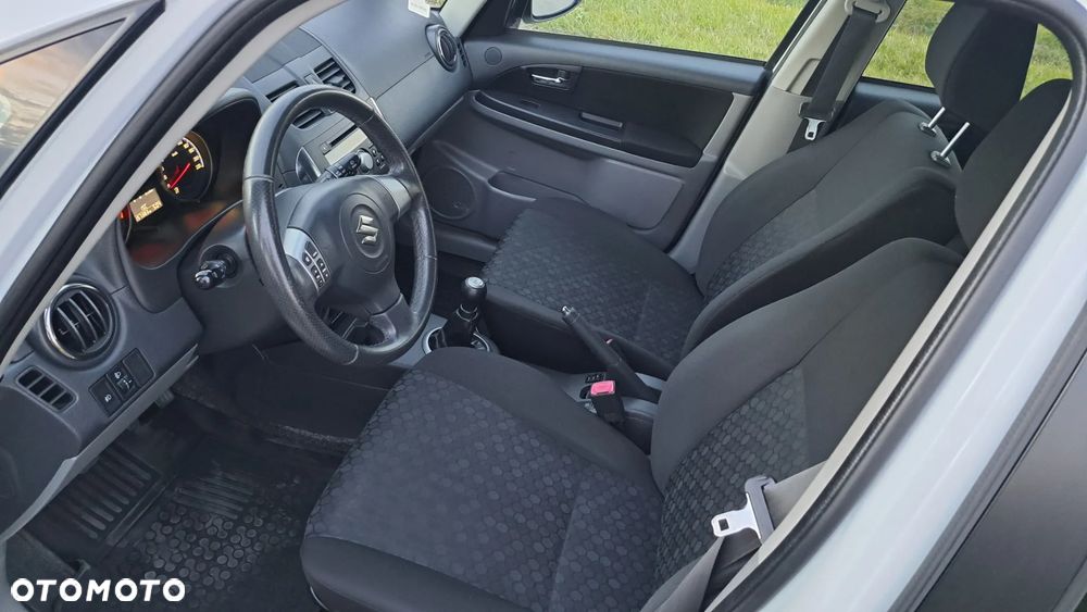 Suzuki SX4 - 13