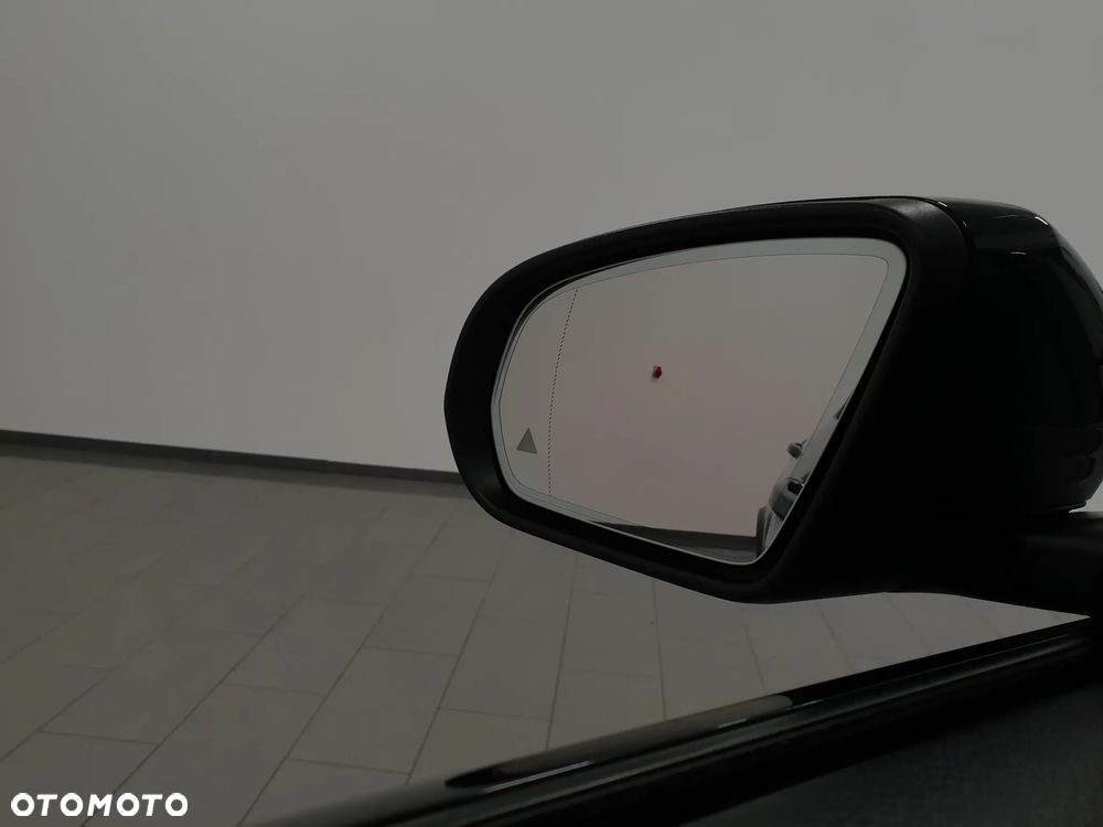 Mercedes-Benz GLC 220 d 4Matic 9G-TRONIC AMG Line Plus - 31