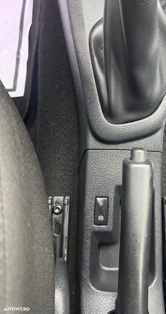 Dacia Sandero SCe 75 Comfort - 7