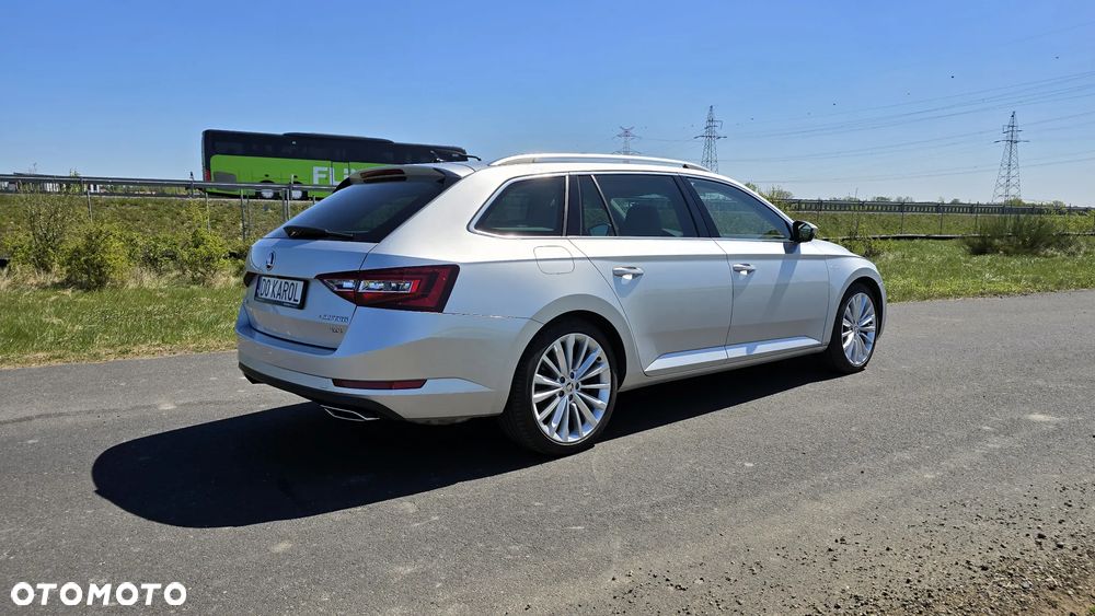 Skoda Superb 2.0 TSI 4x4 L&K DSG - 10