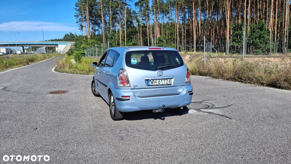 Toyota Corolla Verso - 7