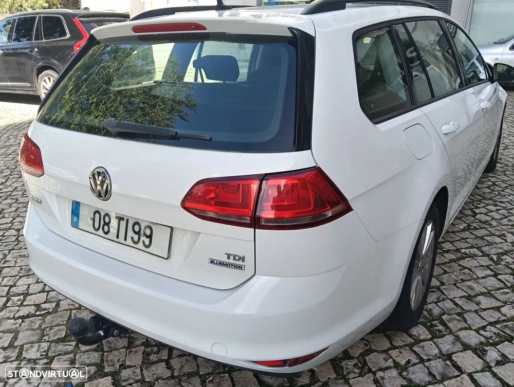 VW Golf Variant 1.6 TDi BlueMotion Confortline - 33