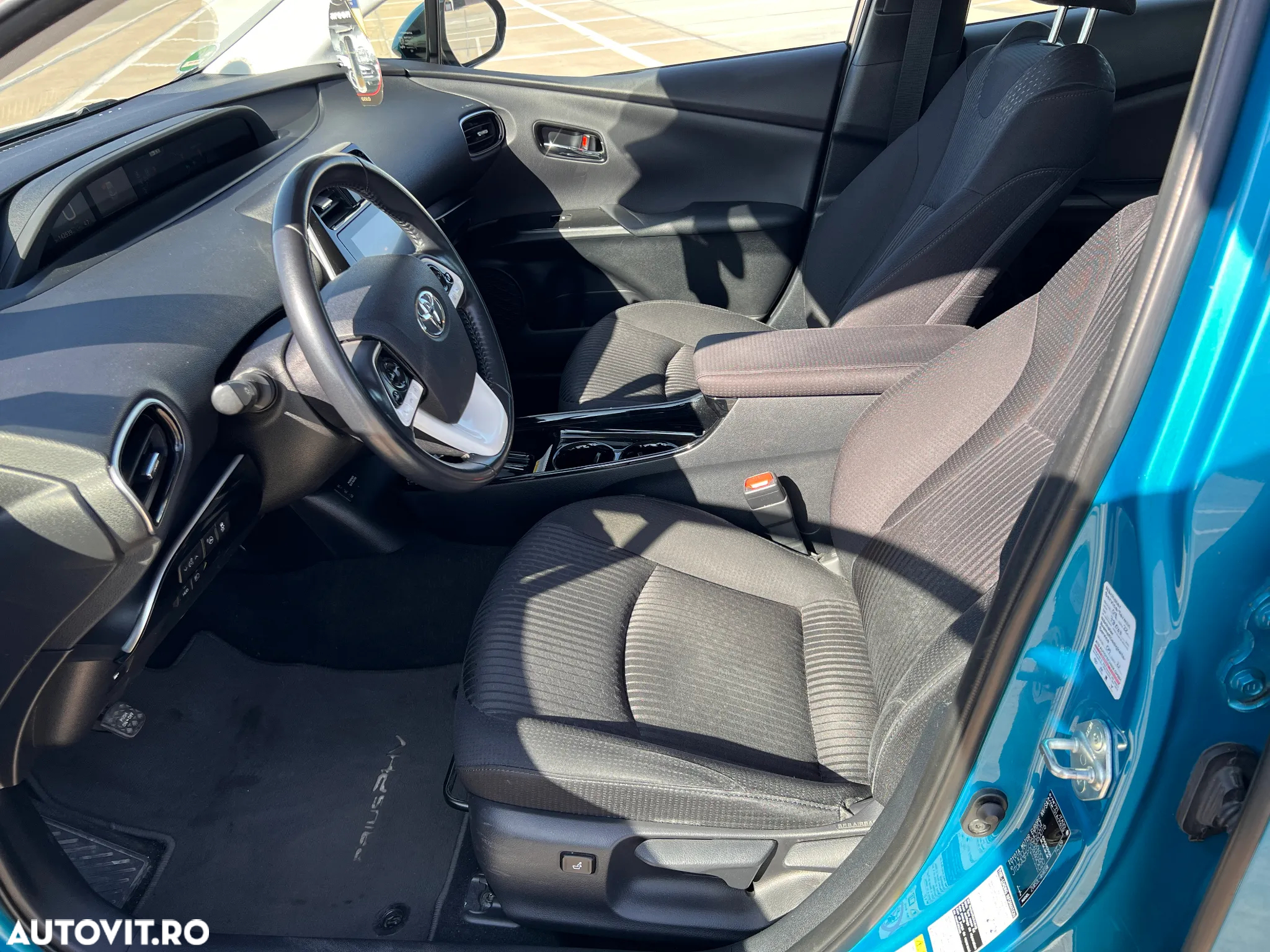 Toyota Prius - 5