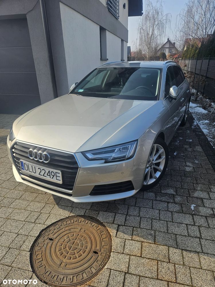 Audi A4 Avant 2.0 TDI S tronic - 1