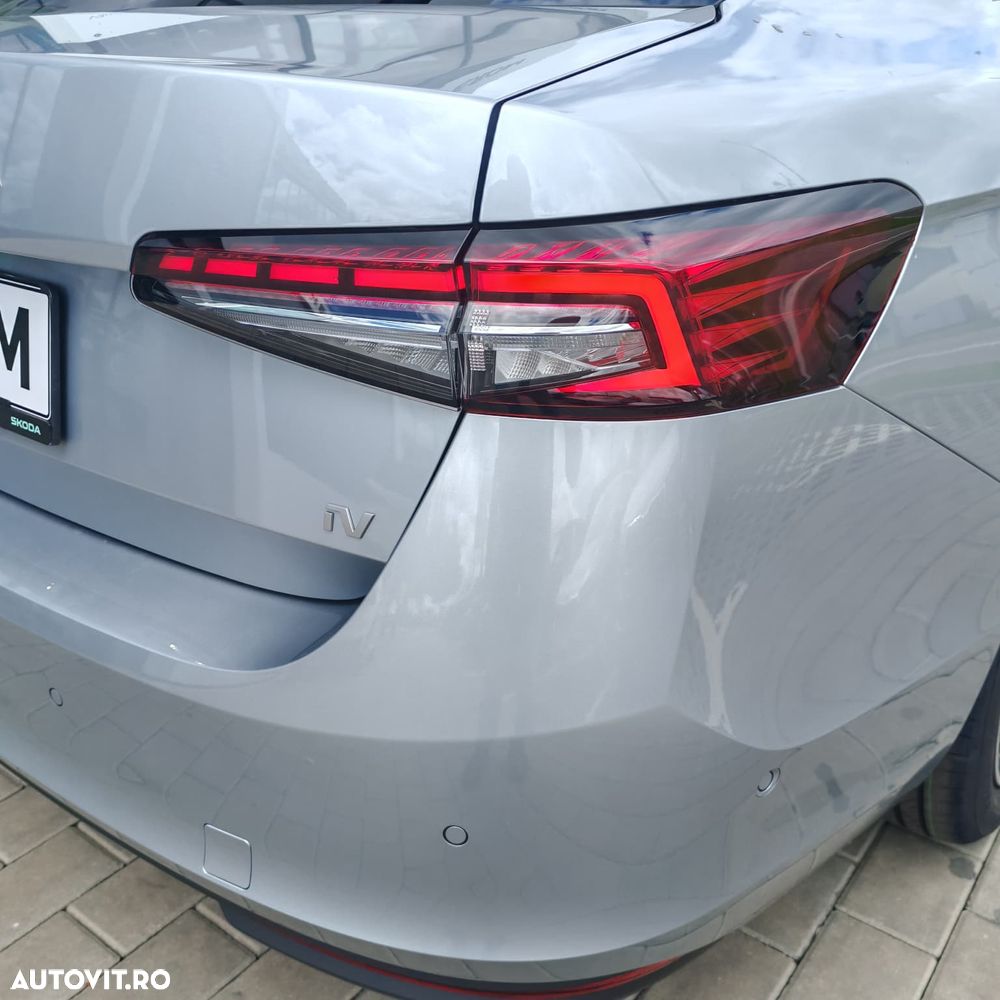 Skoda Superb 1.5 TSI iV DSG Selection - 8