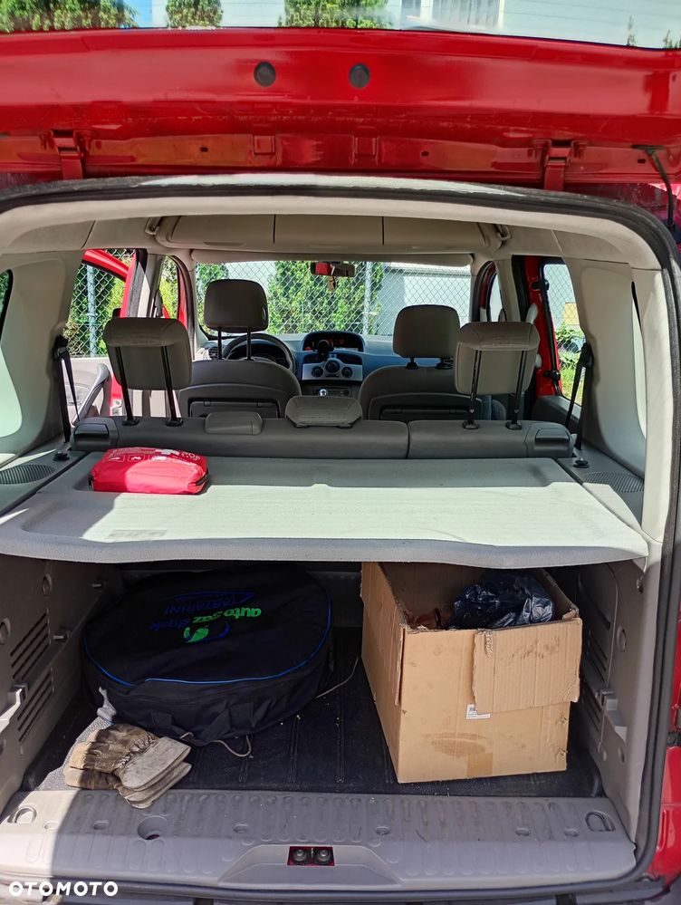 Renault Kangoo 1.6 16V Privilege - 14