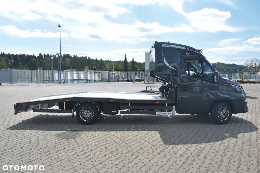 Iveco Daily 35S18H autolaweta z kabina sypalną 3,5t na haku POLMAR - 3
