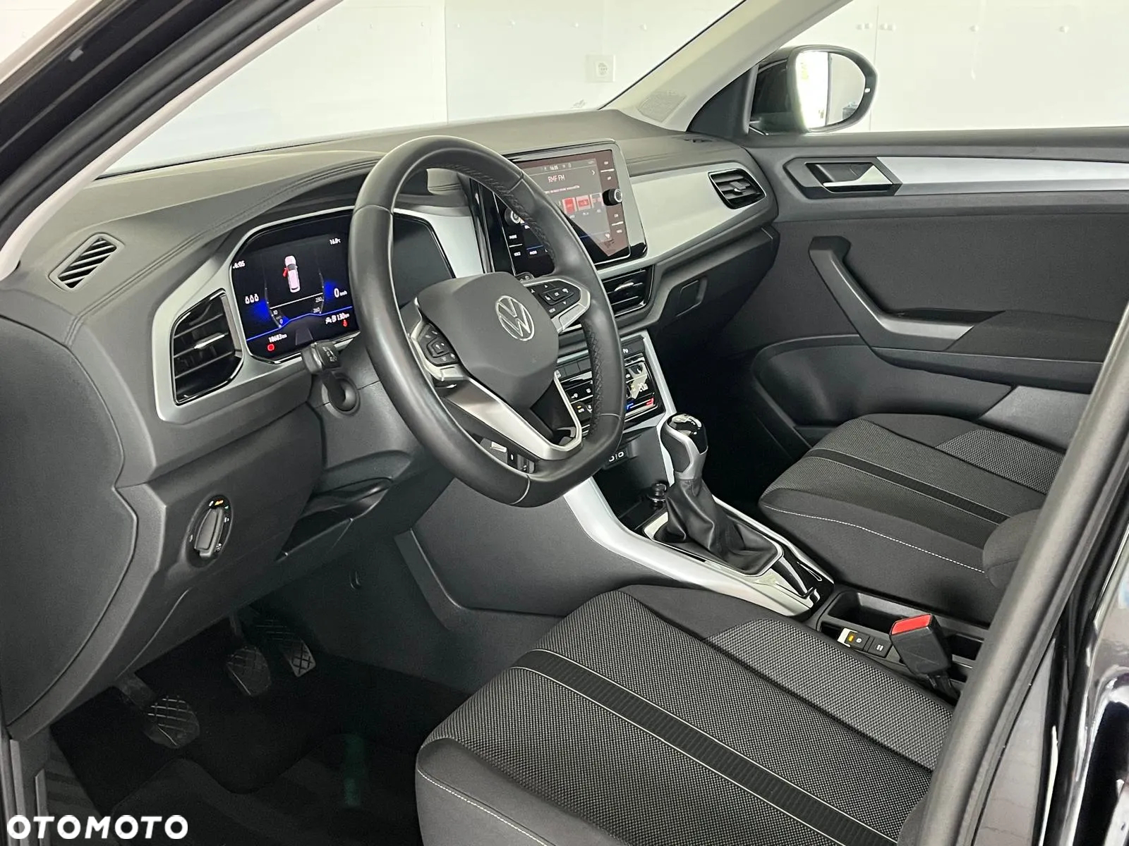Volkswagen T-Roc 1.5 TSI Life - 16
