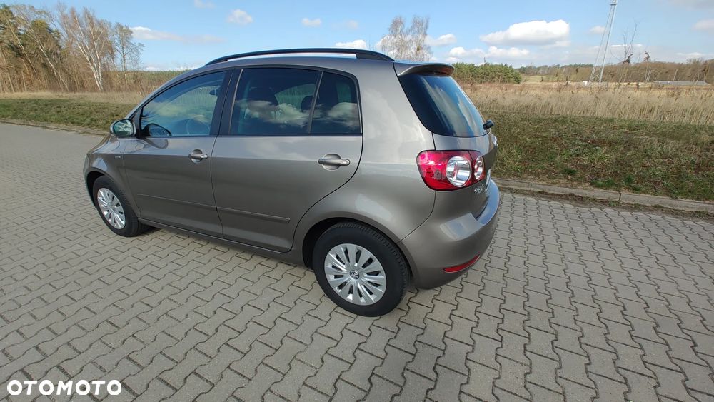 Volkswagen Golf Plus 1.6 TDI DPF Life - 24