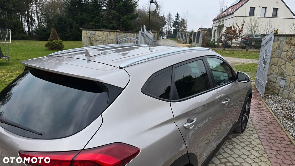 Hyundai Tucson 1.6 GDi 2WD Select - 23