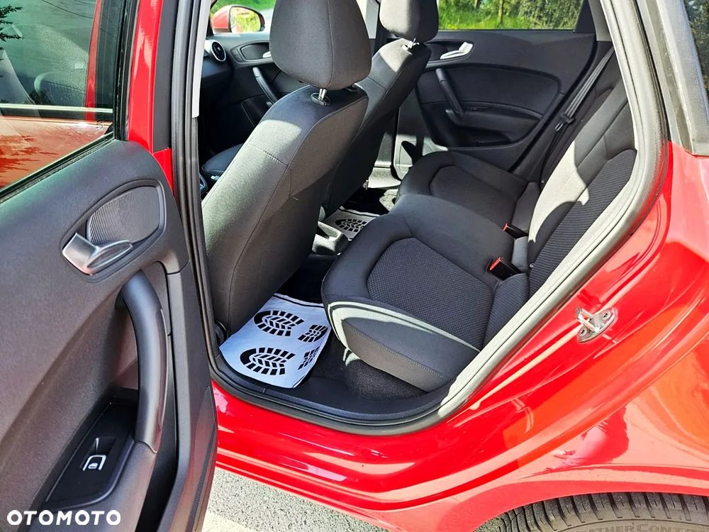 Audi A1 Sportback 1.6 TDI S tronic design - 18