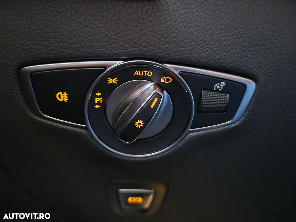 Mercedes-Benz EQC 400 4Matic - 27