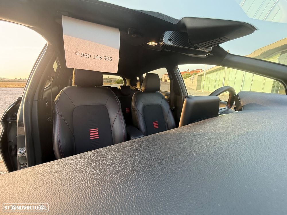Ford Fiesta 1.0 EcoBoost ST-Line - 32