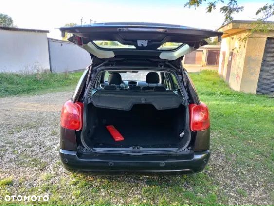 Peugeot 207 1.4 Trendy - 26