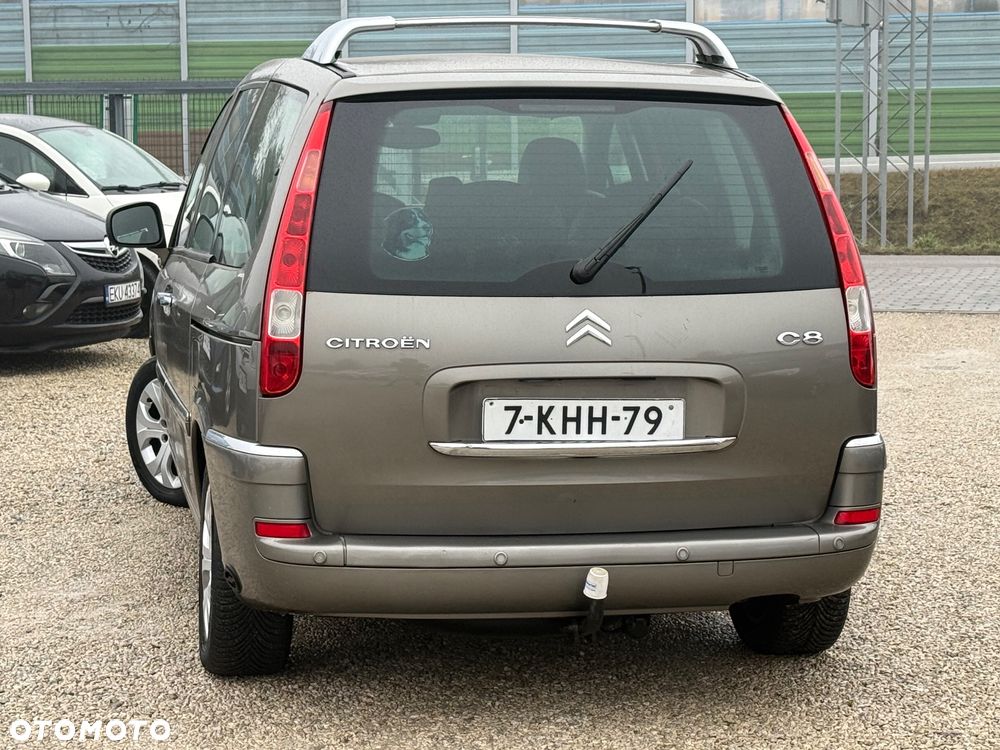 Citroën C8 2.0 16V Style - 9