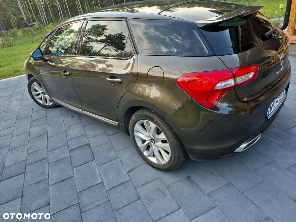 Citroën DS5 2.0 HDi Hybrid4 SoChic MCP - 3