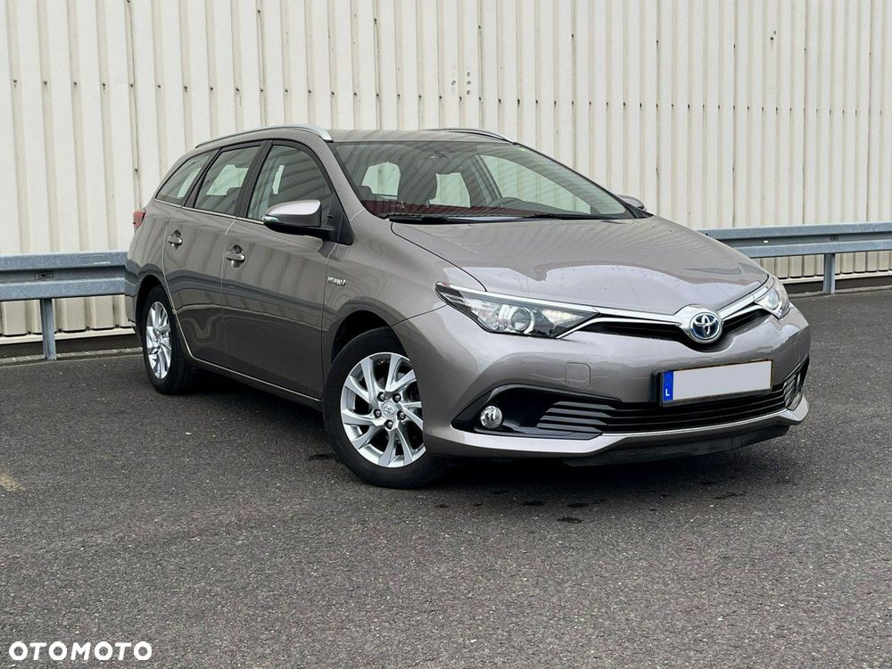 Toyota Auris 1.8 VVT-i Hybrid Automatik Touring Sports Comfort - 4