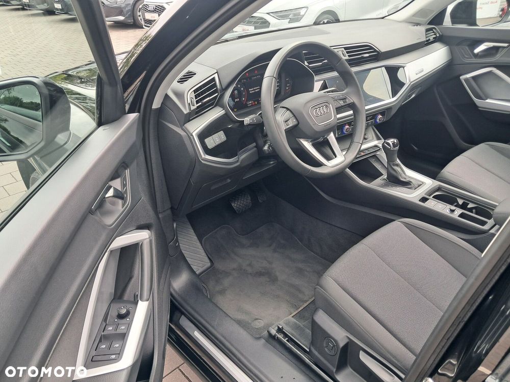 Audi Q3 - 12
