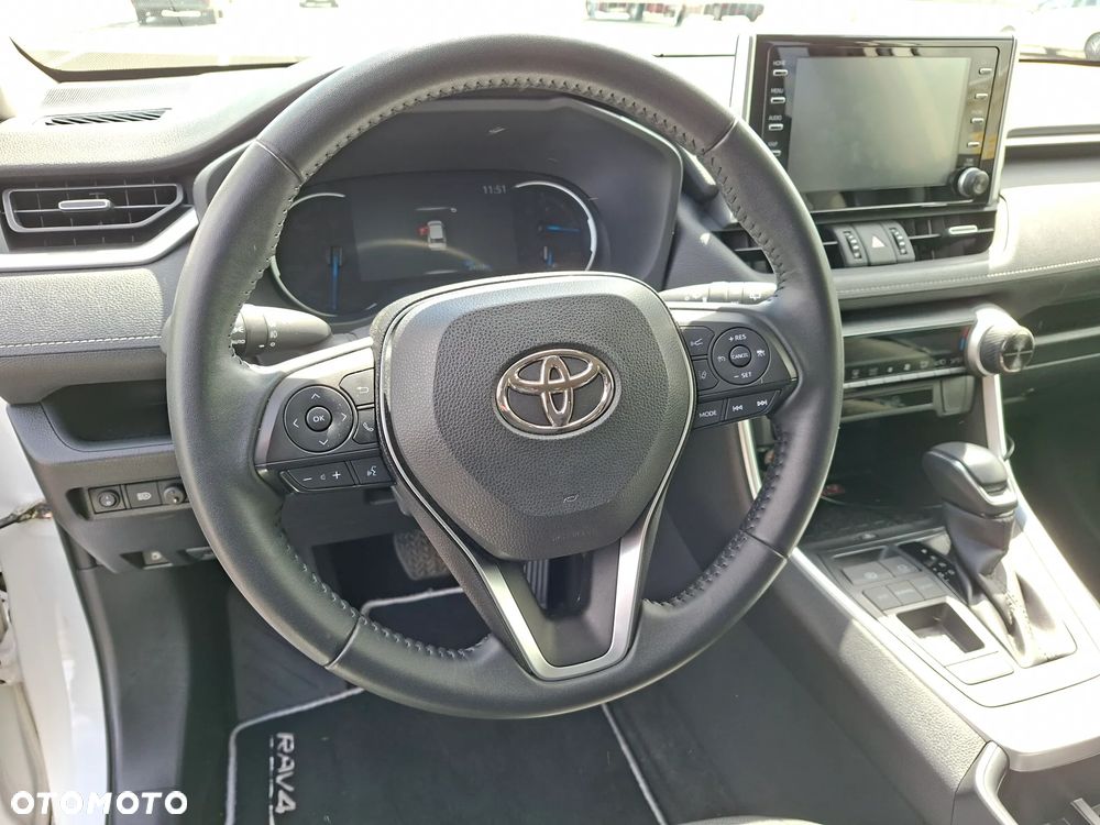 Toyota RAV4 - 12