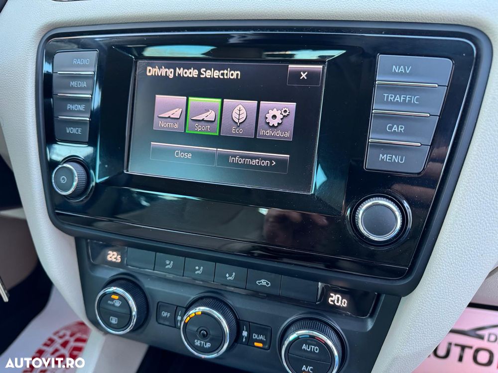 Skoda Octavia 1.6 TDI DSG Style - 24